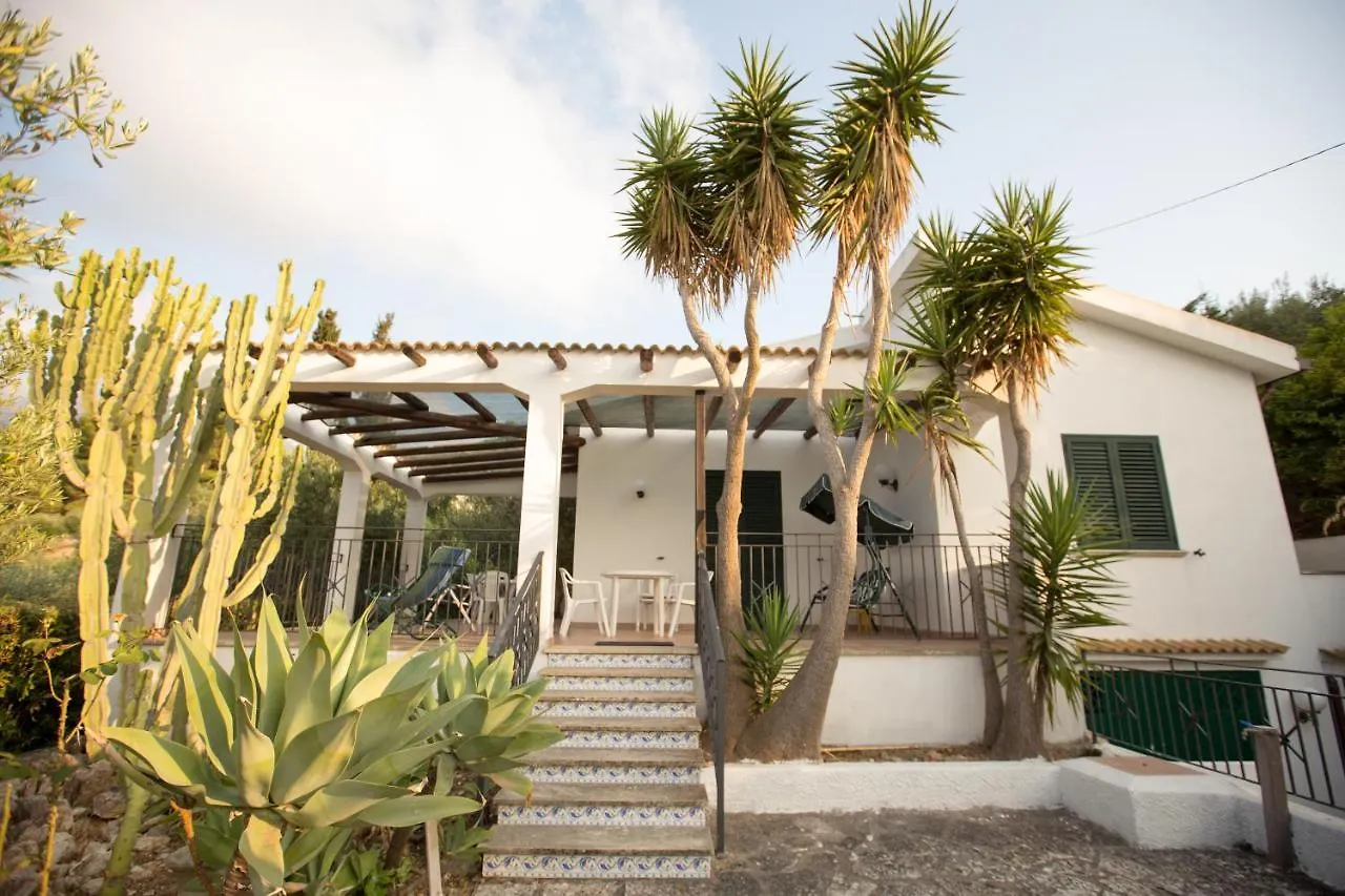 קאסטלמארה דל גולפו Villa Nadia Con Splendida Vista Mare