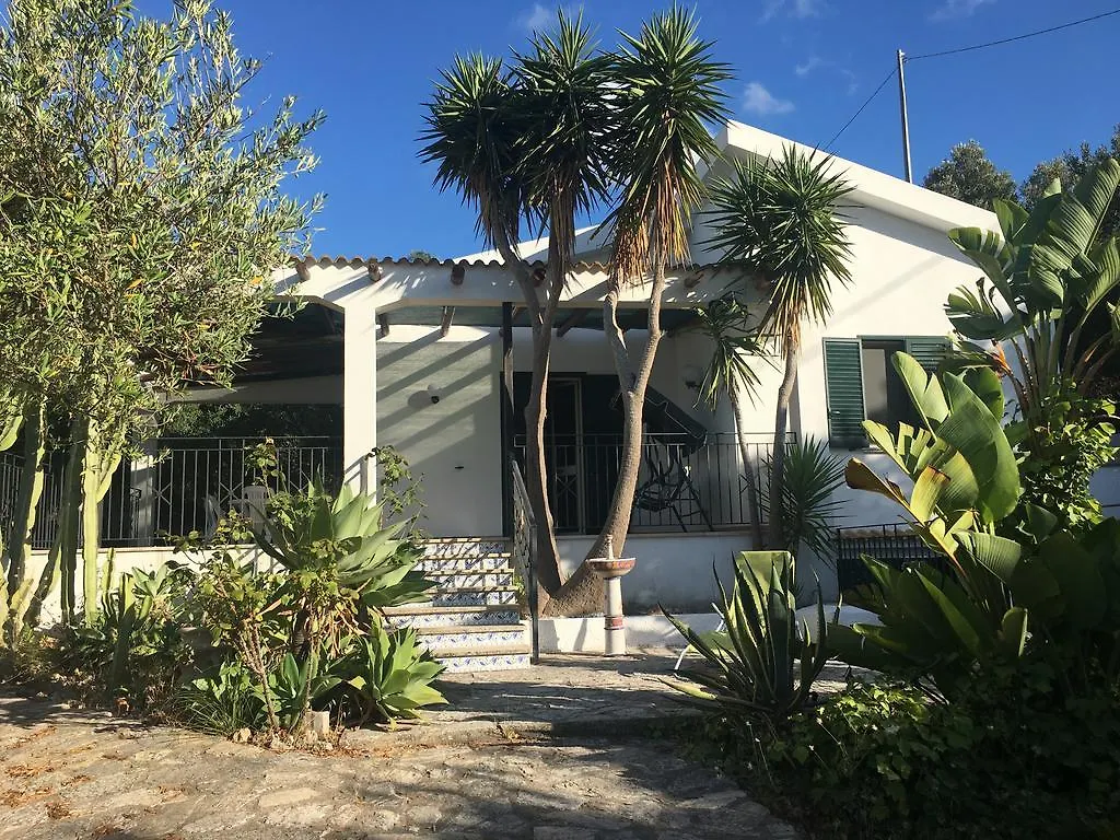 קאסטלמארה דל גולפו Villa Nadia Con Splendida Vista Mare קאסטלמארה דל גולפו